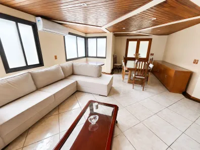 Casa com 3 Quartos à venda, 264m² no Capoeiras, Florianópolis
