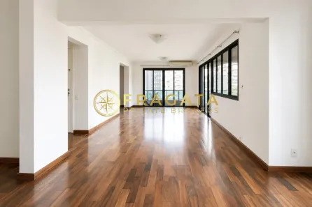 Apartamento com 3 Quartos à venda, 200m² no Vila Uberabinha, São Paulo