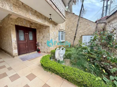 Casa com 3 Quartos à venda, 315m² no Jardim Líbano, São Paulo