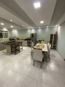 Casa com 3 Quartos à venda, 250m² no Parque São Cristóvão, Taubaté