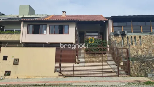Casa com 5 Quartos à venda, 295m² no Abraão, Florianópolis
