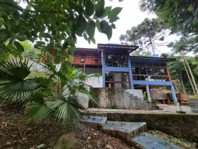 Sobrado com 3 Quartos à venda, 300m² no Roseira, Mairiporã