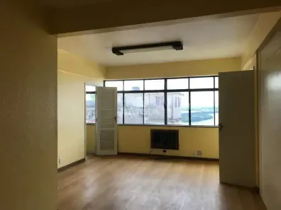 Sala Comercial para alugar, 147m² no Centro Histórico, Porto Alegre