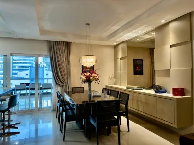 Apartamento com 4 Quartos à venda, 185m² no Meia Praia, Itapema