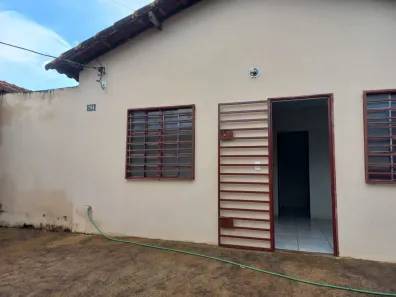 Casa com 2 Quartos à venda, 70m² no Jardim Alvorada, Uberaba