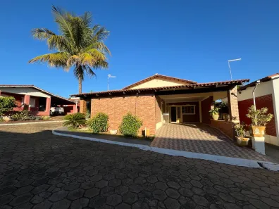 Casa de Condomínio com 3 Quartos à venda, 130m² no Mansões Águas Quentes, Caldas Novas