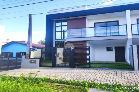 Sobrado com 4 Quartos à venda, 151m² no , Itapoá