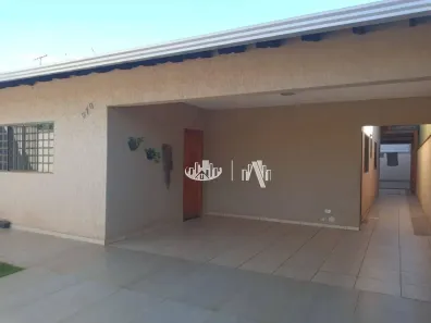 Casa com 3 Quartos à venda, 135m² no Maria Lúcia, Londrina