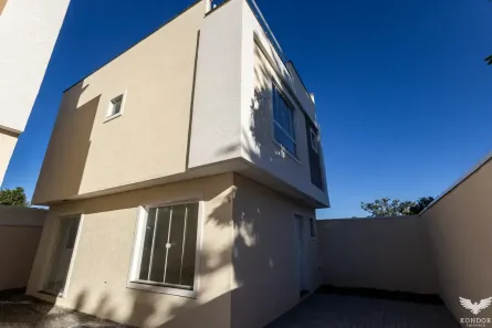 Sobrado com 3 Quartos à venda, 139m² no Orleans, Curitiba