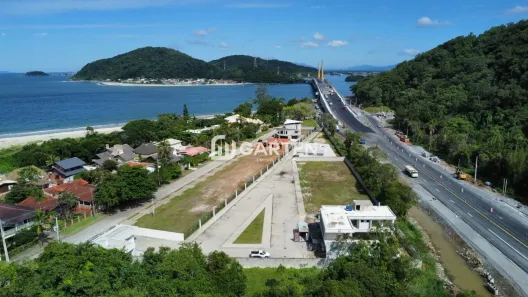 Lote/Terreno à venda, 180m² no Guaratuba, Matinhos