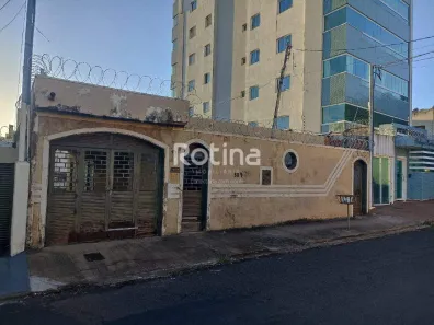 Lote/Terreno à venda, 360m² no Saraiva, Uberlândia