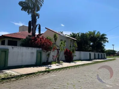 Casa com 4 Quartos à venda, 1448m² no Córrego Grande, Florianópolis