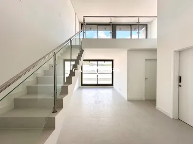 Apartamento com 2 Quartos à venda, 83m² no Jurerê, Florianópolis