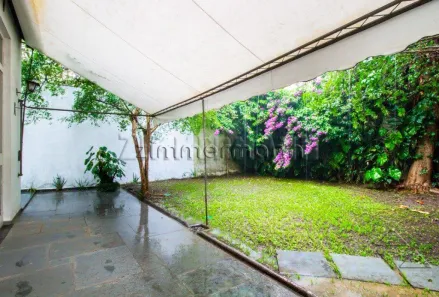 Sobrado com 4 Quartos à venda, 387m² no Vila Madalena, São Paulo