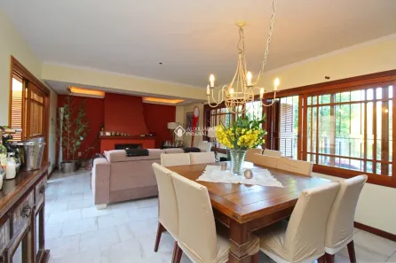 Casa com 3 Quartos à venda, 270m² no Ipanema, Porto Alegre