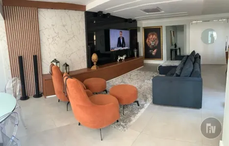 Apartamento com 3 Quartos para alugar, 140m² no Centro, Balneário Camboriú