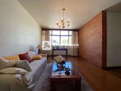 Casa com 4 Quartos à venda, 238m² no Lídice, Uberlândia