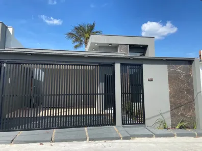 Casa com 3 Quartos à venda, 100m² no Novo Aleixo, Manaus