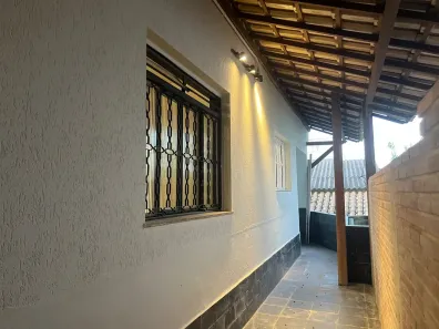 Casa com 3 Quartos para alugar, 100m² no Planalto, Belo Horizonte
