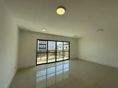 Apartamento com 3 Quartos para alugar, 145m² no Praia do Pecado, Macaé