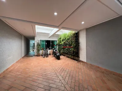Sobrado com 3 Quartos à venda, 200m² no Vila Bertioga, São Paulo