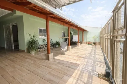 Casa com 3 Quartos à venda, 231m² no Parque das Laranjeiras, Goiânia