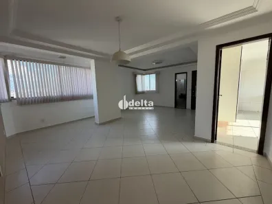 Apartamento com 3 Quartos para alugar, 135m² no Nossa Senhora Aparecida, Uberlândia