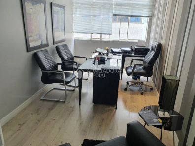 Sala Comercial à venda, 76m² no Centro Histórico, Porto Alegre