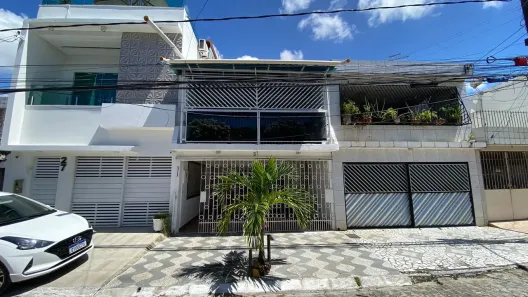 Sobrado com 3 Quartos à venda, 286m² no Jardim São Paulo, Recife
