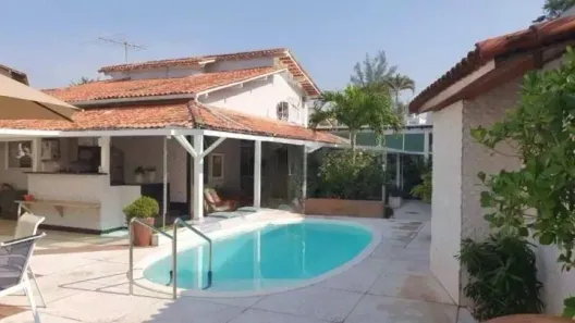 Casa de Condomínio com 4 Quartos à venda, 400m² no Badu, Niterói