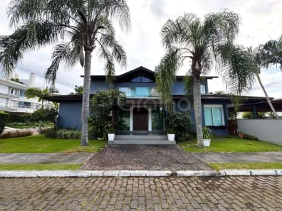 Casa com 4 Quartos à venda, 237m² no Jurerê, Florianópolis