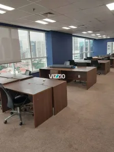 Sala Comercial para alugar, 303m² no Jardim das Acácias, São Paulo