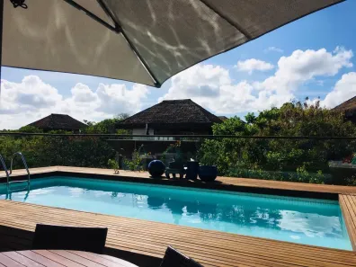 Casa com 3 Quartos para alugar, 320m² no Praia do Forte, Mata de São João