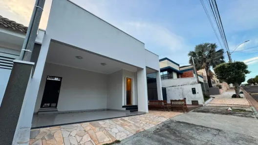 Casa com 3 Quartos à venda, 155m² no Jardim das Rosas, Presidente Prudente