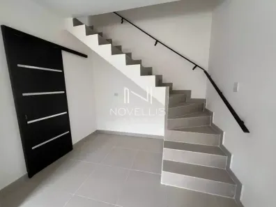 Casa de Condomínio com 2 Quartos para alugar, 84m² no Jardim América, Jacareí