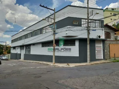 Sala Comercial para alugar, 900m² no Carlos Prates, Belo Horizonte