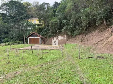Lote/Terreno à venda, 1600m² no Itaipava, Petrópolis