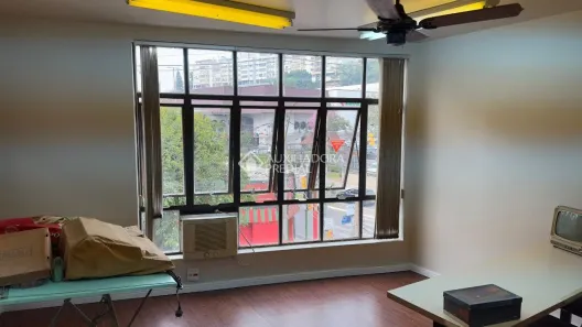 Sala Comercial à venda, 25m² no Floresta, Porto Alegre