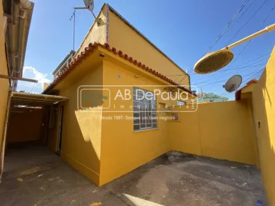 Casa com 1 Quarto para alugar, 40m² no Realengo, Rio de Janeiro