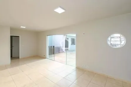 Casa com 3 Quartos à venda, 220m² no Campo Belo, São Paulo