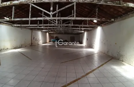 Galpão/Depósito/Armazém com 1 Quarto à venda, 550m² no Centro, Serra Negra