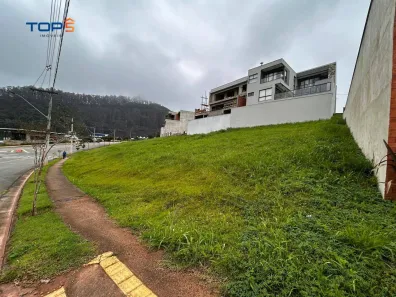 Lote/Terreno à venda, 600m² no Salvaterra, Juiz de Fora
