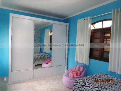 Sobrado com 3 Quartos à venda, 137m² no Parque Gerassi, Santo André
