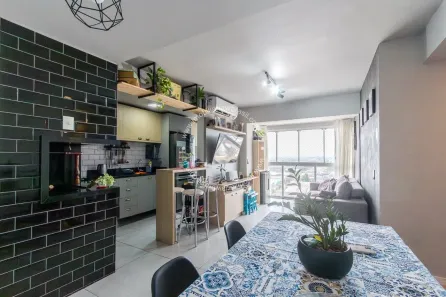 Apartamento com 2 Quartos à venda, 64m² no São Geraldo, Porto Alegre