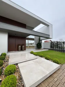 Casa com 3 Quartos à venda, 240m² no XV de Novembro, Tijucas