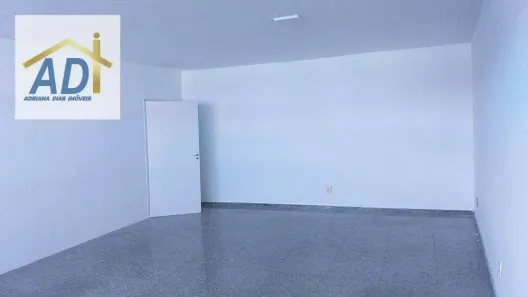 Sala Comercial para alugar, 139m² no Taquara, Rio de Janeiro