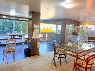 Casa com 3 Quartos à venda, 500m² no Sumaré, São Paulo