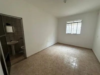 Casa com 1 Quarto para alugar, 60m² no Ipiranga, Juiz de Fora