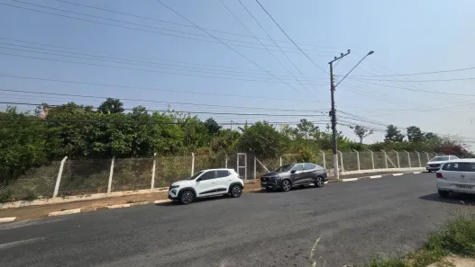 Lote/Terreno à venda, 300m² no Jardim Mirante dos Ovnis, Votorantim