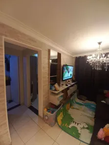 Apartamento com 2 Quartos à venda, 60m² no Jardim Maria Celina, Londrina